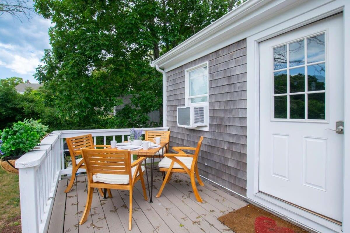 Wrap-Around Porch Mins To Beach Chatham Exterior foto